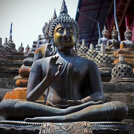 Oyo 437 Amali Residence Nugegoda Eksteriør billede